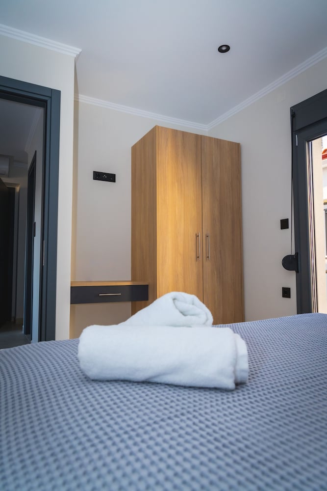 Фото Rafkon Luxury Apartments - Myrina