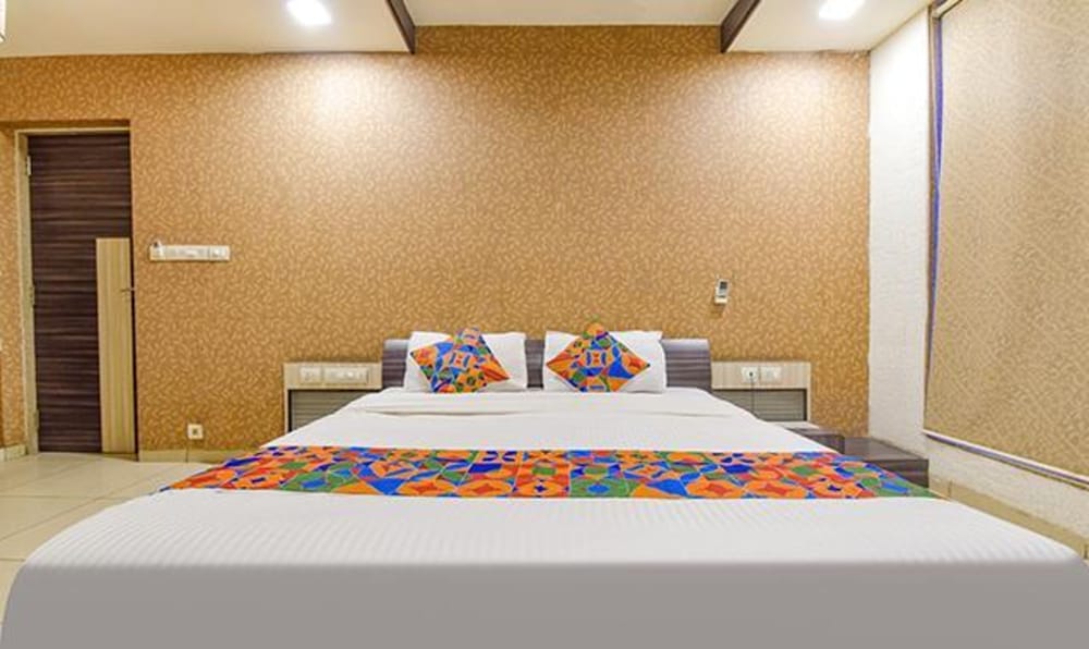 Фото Fabhotel Kia Residency