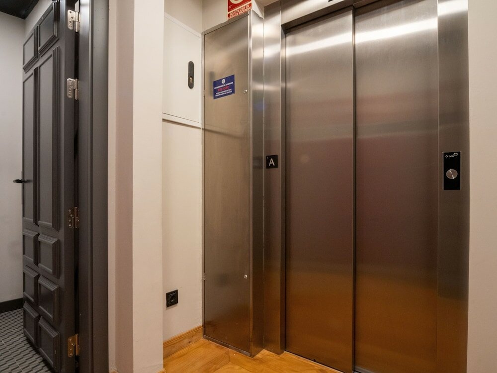 Фото Limehome Madrid Calle de la Madera