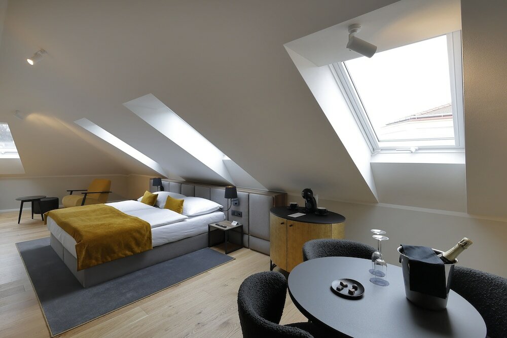 Фото Hotel Prokop Square