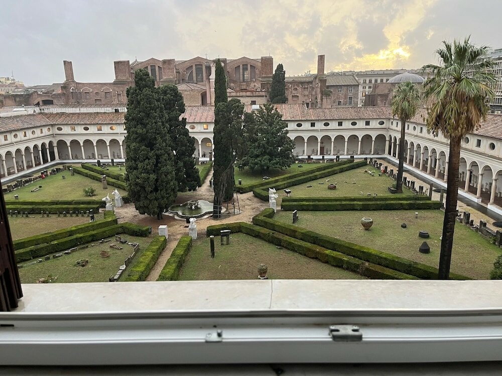 Фото Camere con vista sul Chiostro Di Michelangelo