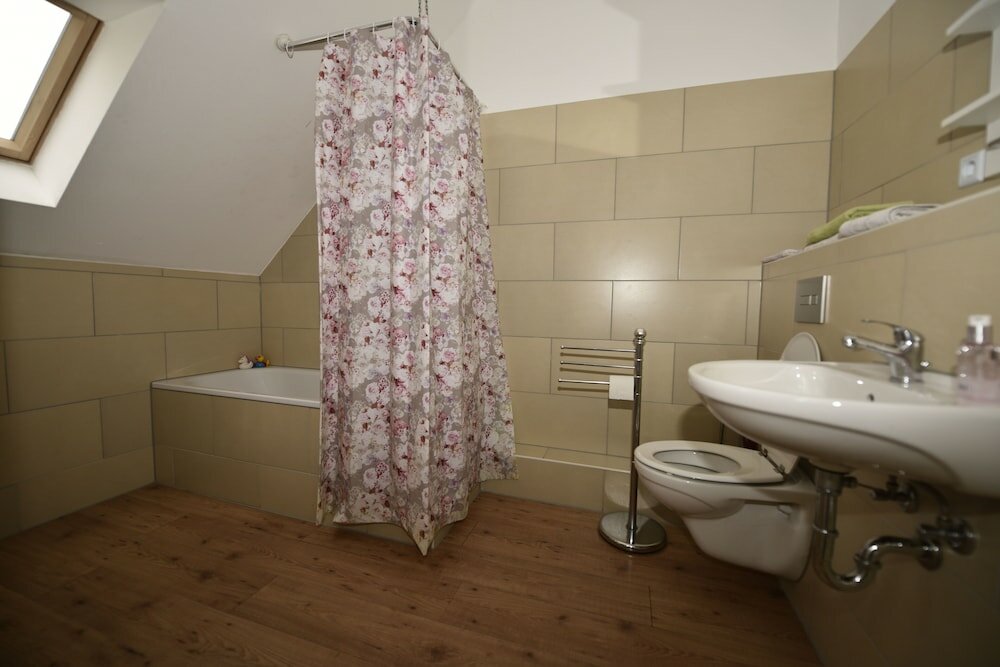 Фото Ferienwohnung Villa Weyermann