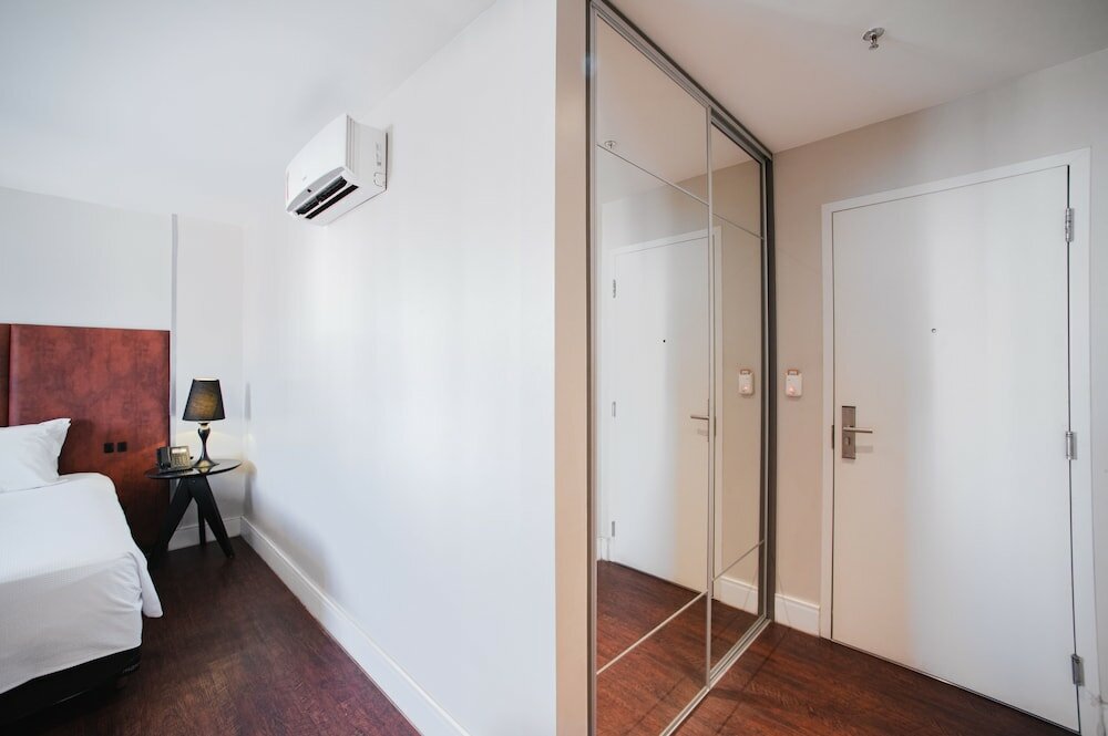 Фото Brut by Slaviero Hotéis