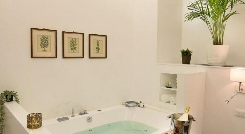 Фото Luxury Apartment with SPA