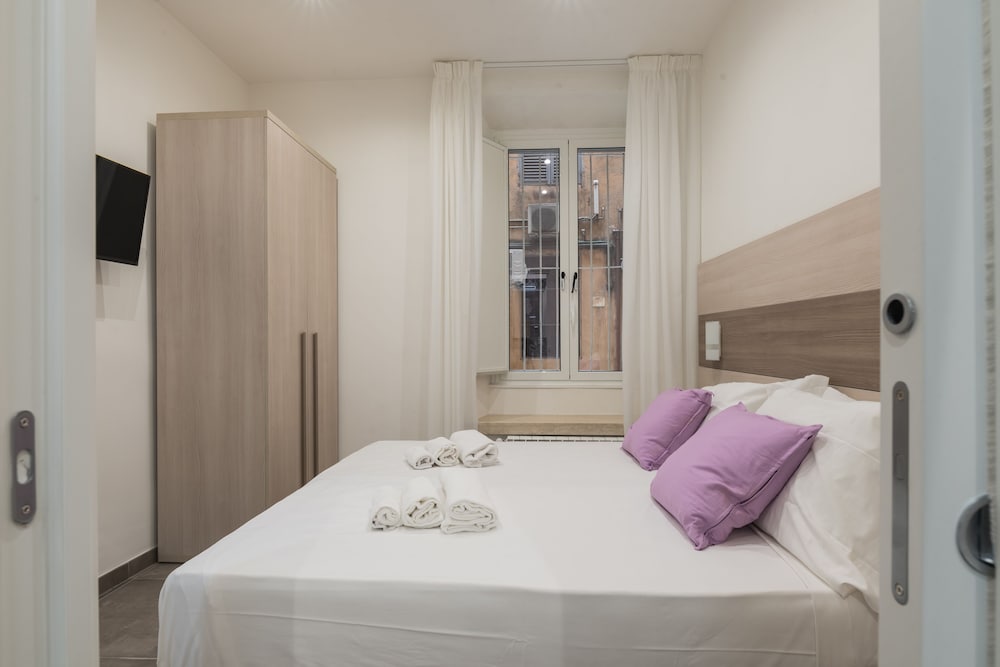 Фото Bed&BikeRome Giulio Cesare