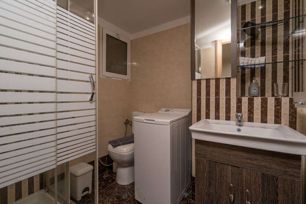 Фото Kountouriotou New Quiet and Central Apt