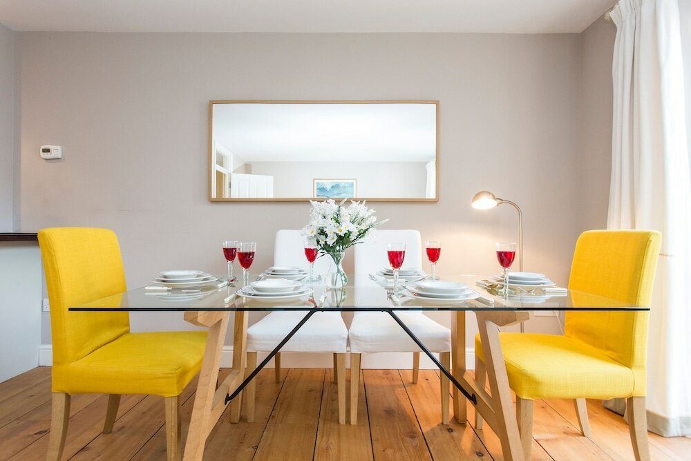 Фото Altido Modern 2 bed flat in Central London, sleeps 6