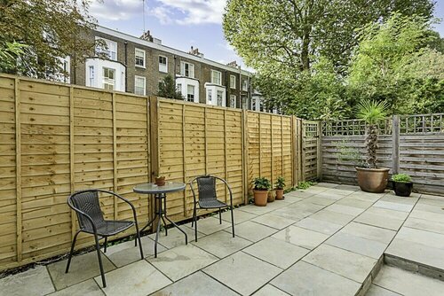 Апартаменты Beautiful Abode in Kensington Olympia в Лондоне