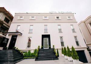 Гостиница Richmond Hotel в Корче