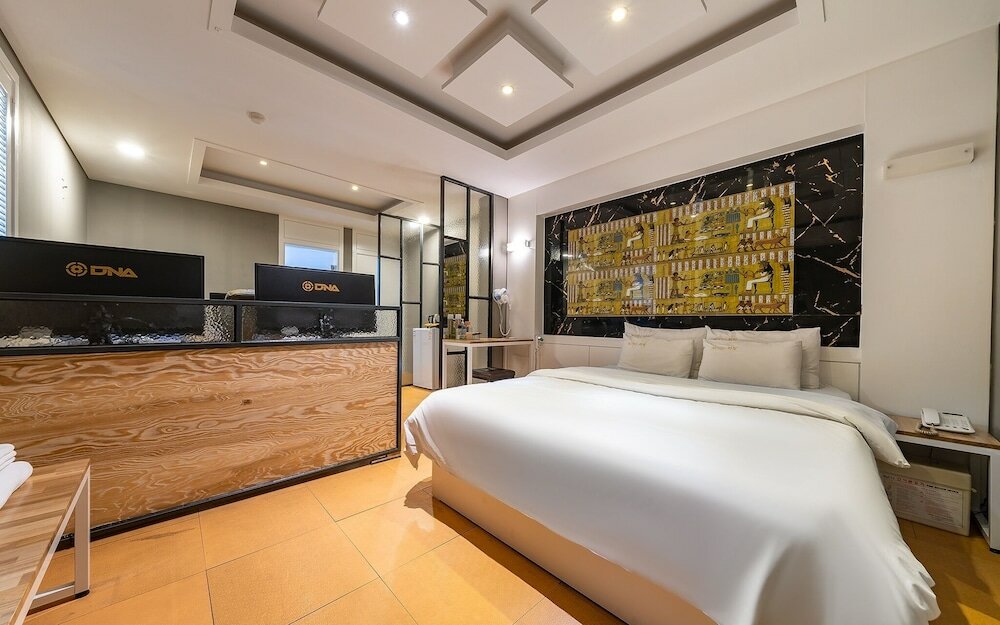 Фото Bucheon L'amant