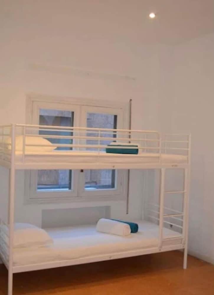 Фото Hostal Casa 18 - Hostel