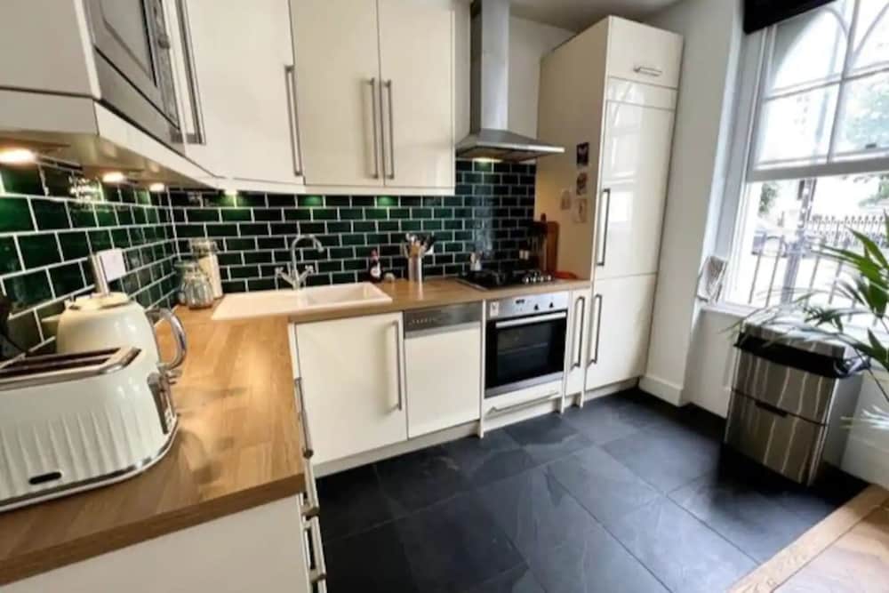 Фото Quirky 1 Bedroom Apartment in Islington
