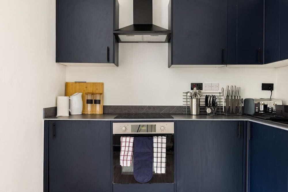 Фото The Kensington And Chelsea Classic - Glamorous 2bdr Flat