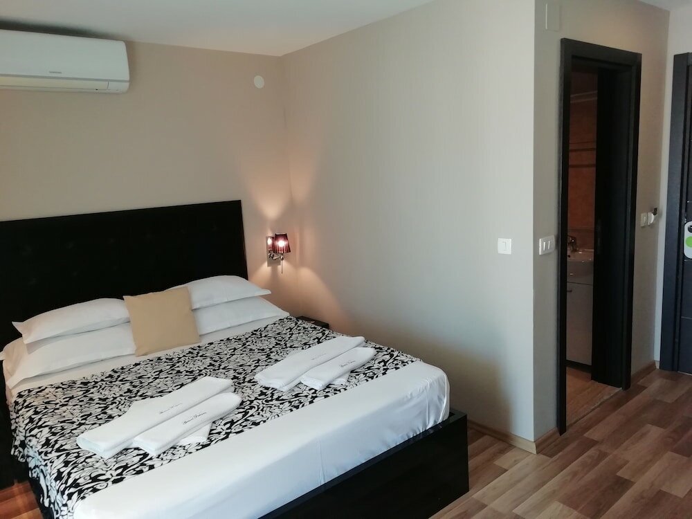 Фото Apartments and rooms Grand Palazzo