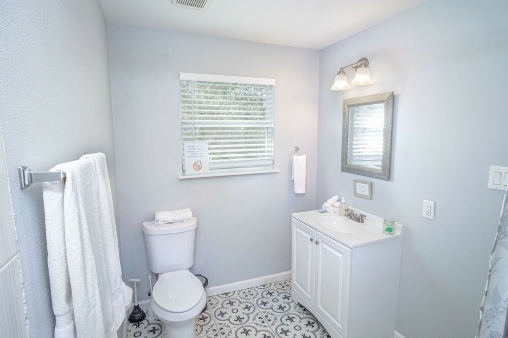 Фото Magnificent Large Home Near Downtown