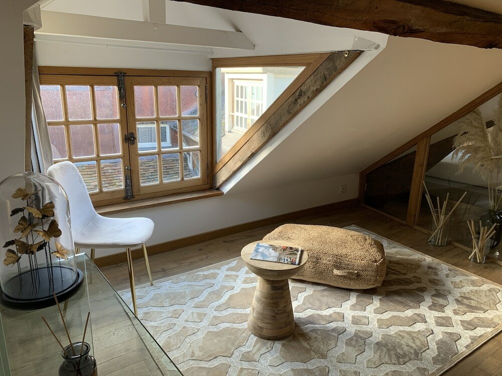 Фото L'école des Demoiselles