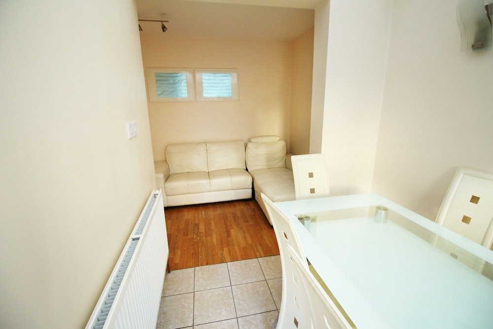 Фото Flexistay Hillbrook