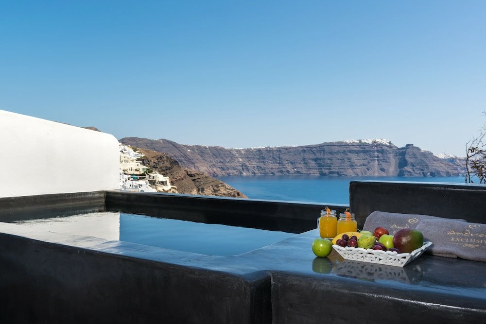 Фото Andronis Luxury Suites