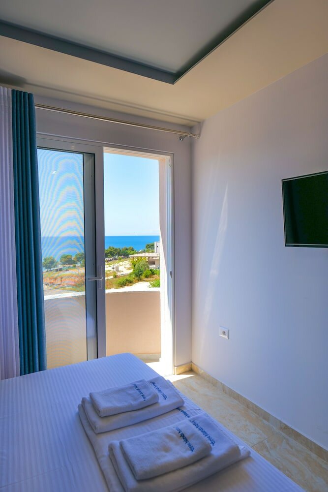 Фото 3 Islands 2 Hotel