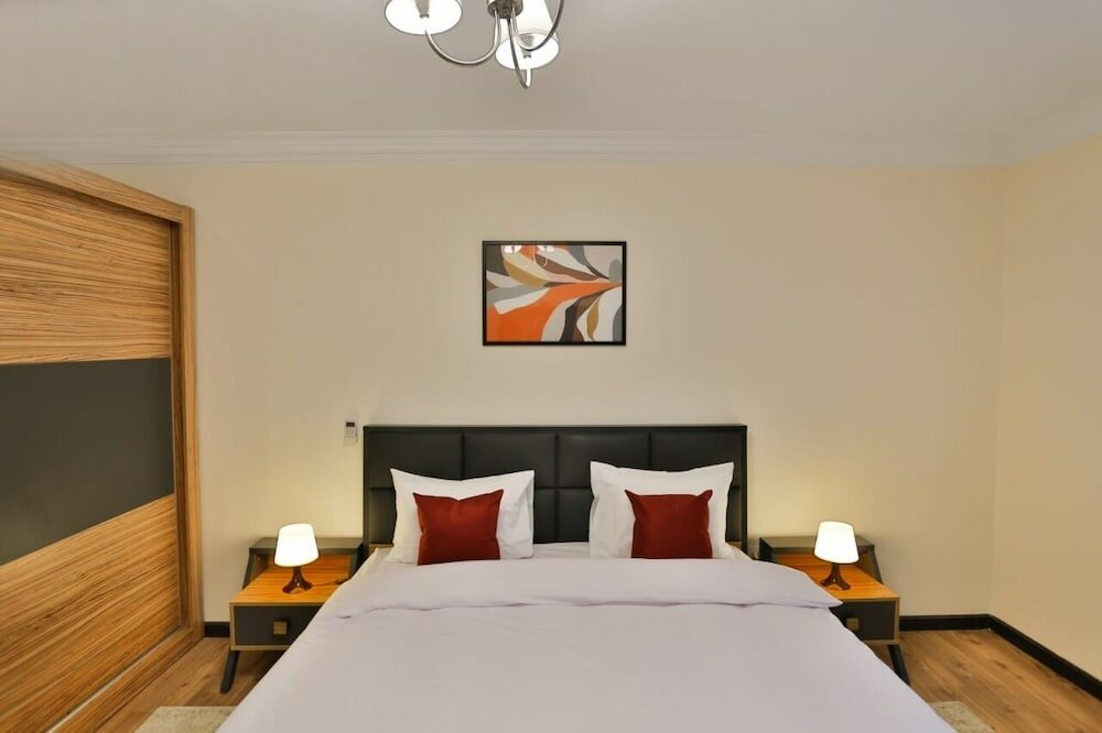 Фото Parkside Boutique Furnished Apartments