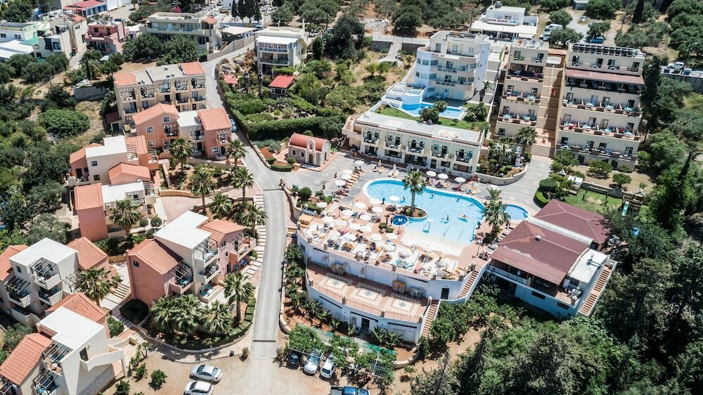 Фото Asterias Village Resort