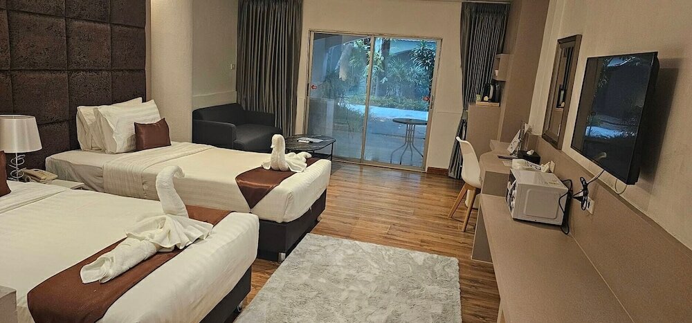 Фото Pooh Beach Resort & SPA