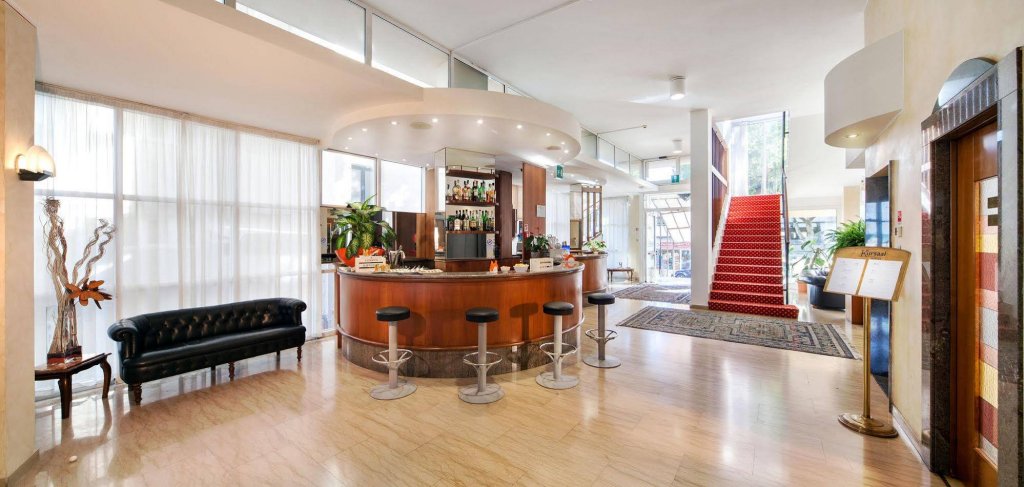 Фото Hotel Kursaal