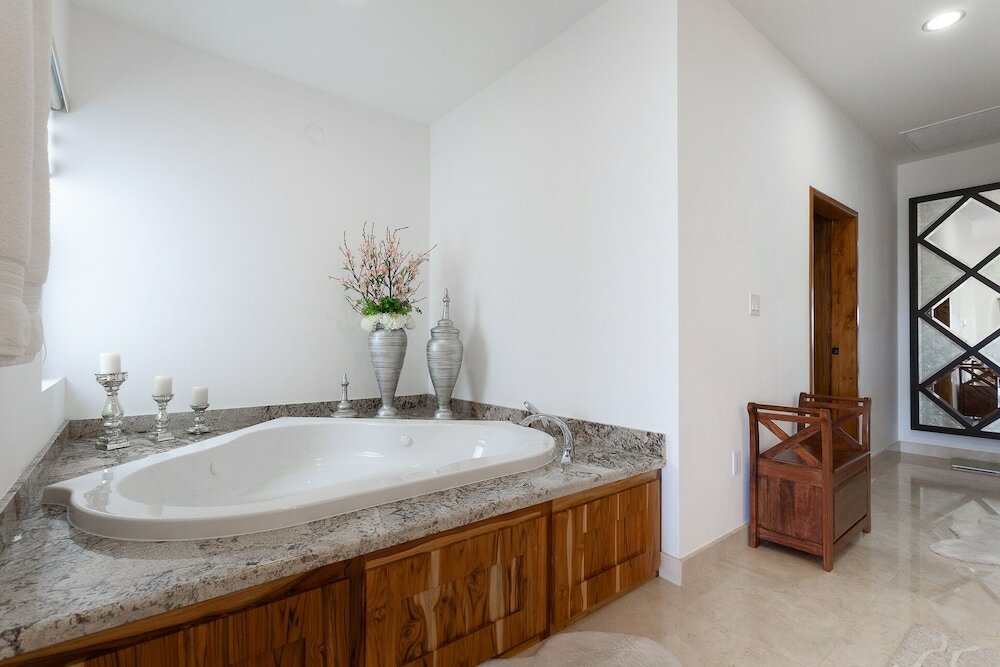 Фото Gorgeous estate in Puerto Los Cabos golf and beach community