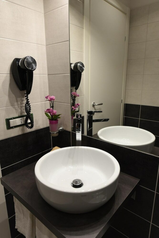 Фото Duca's House