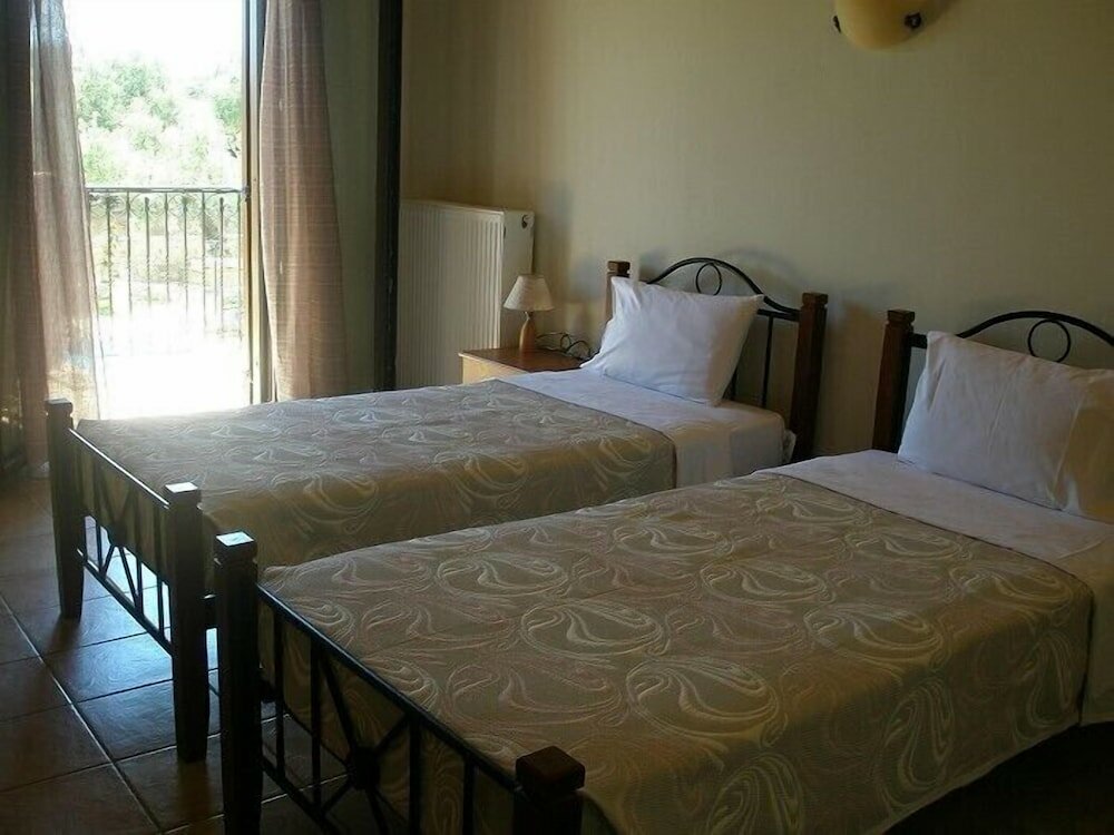 Фото Olive Tree Villas