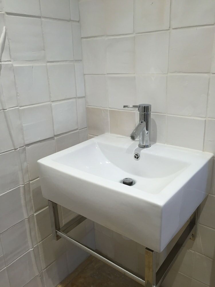 Фото The Ceramic House