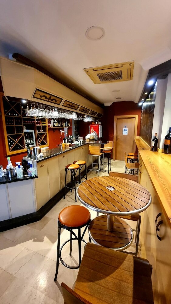 Фото Hostal El Olivo