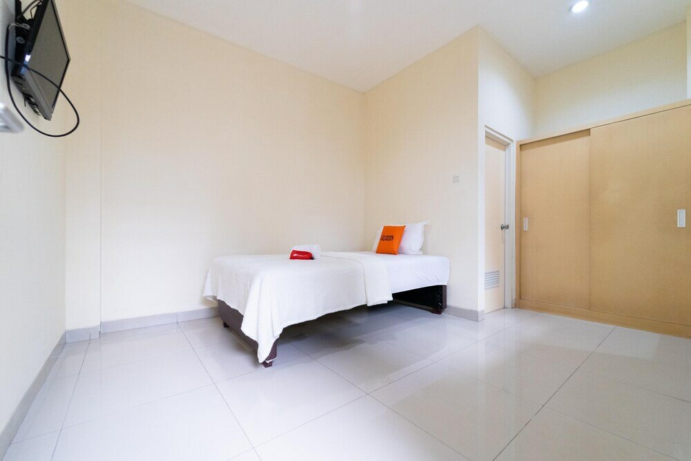 Фото KoolKost near Ragunan Zoo