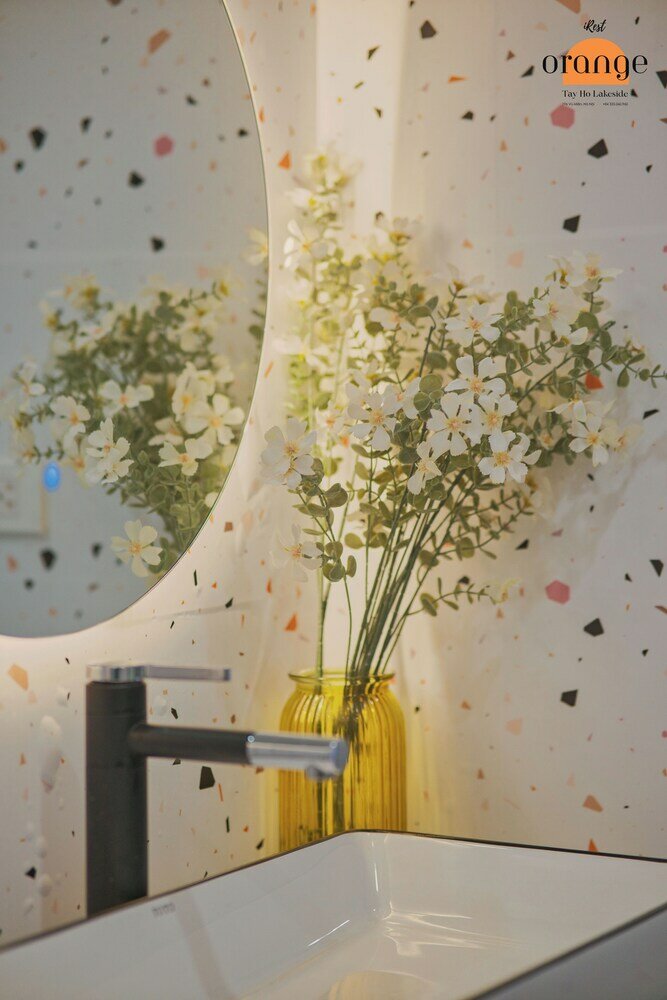 Фото IRest Orange Tay Ho Lakeside Apartment