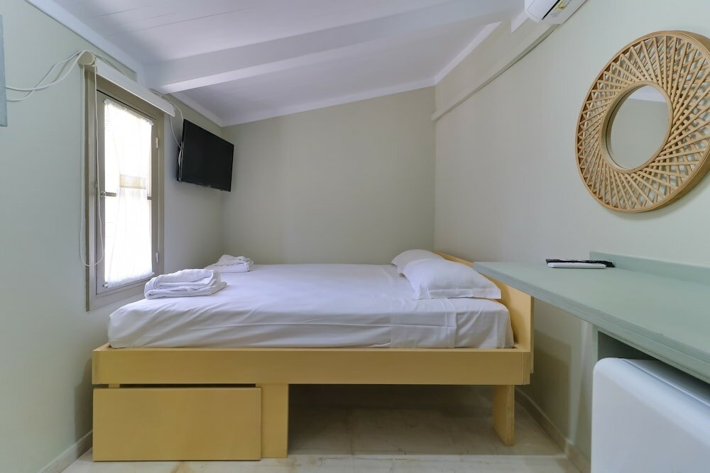 Фото Athensvintage