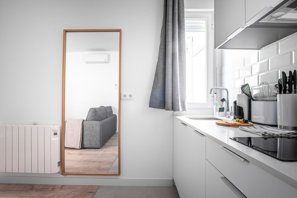 Фото Limehome Madrid Calle Ave María