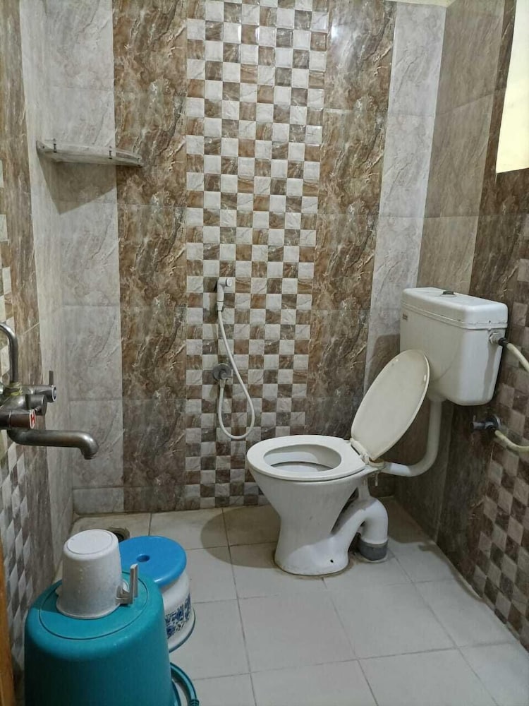 Фото Ashish Residency