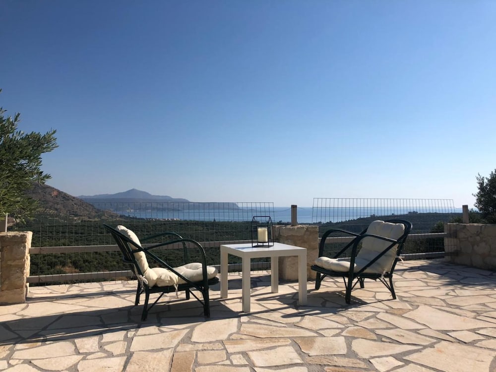 Фото Papaduke House Kalives-Chania - Panoramic Sea View