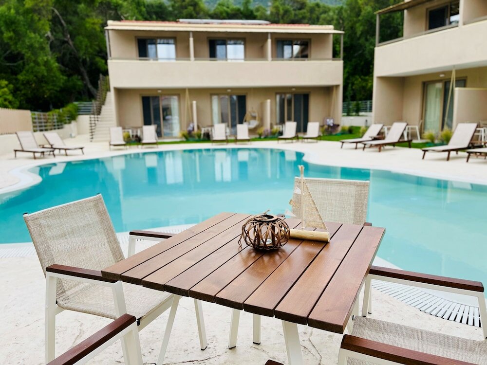 Фото Scarabeo Hotel & Villas Parga