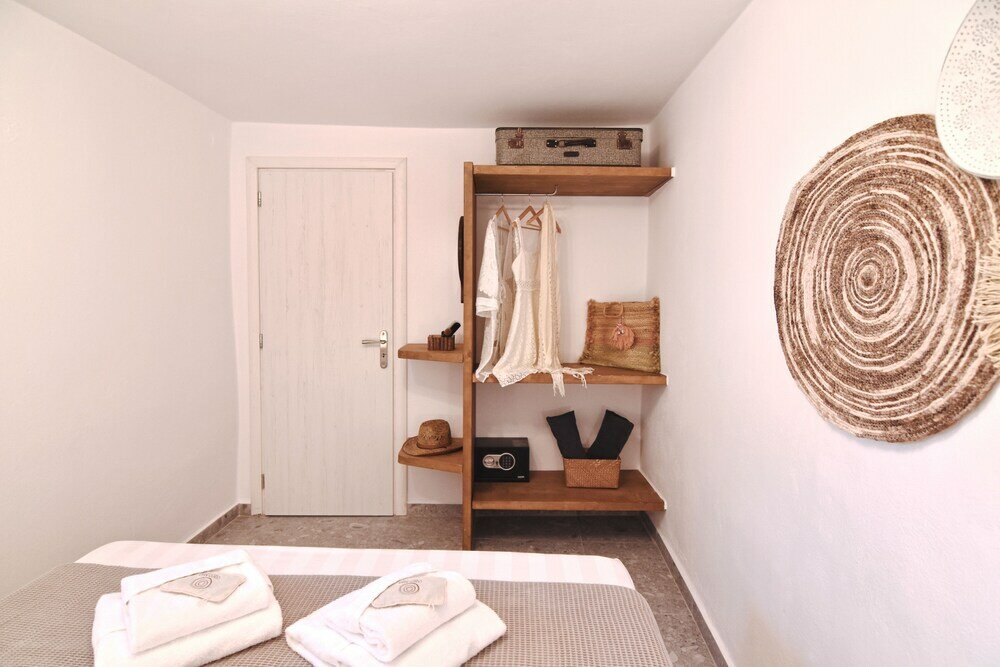 Фото Little House On The Prairie