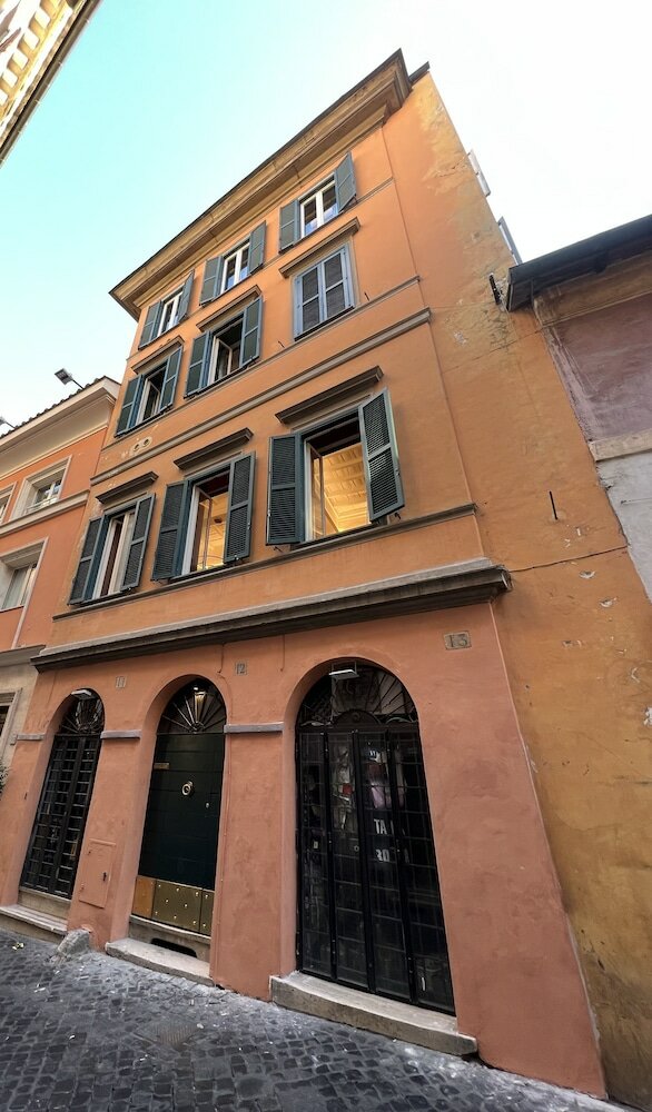 Фото Palazzetto Trevi