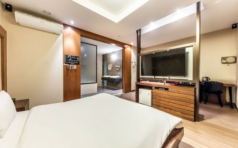 Фото Nowon Ritz Hotel