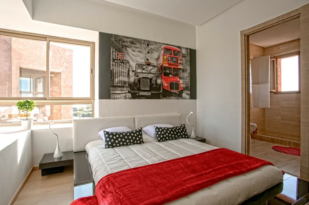 Фото Privilege House