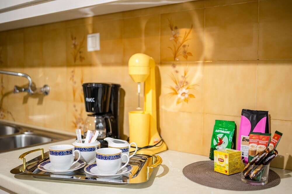 Фото Seaside Family Haven - Avia's Spacious Getaway