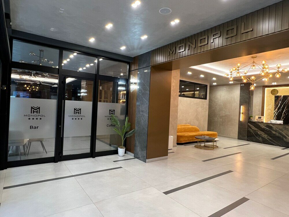 Фото Hotel Monopol