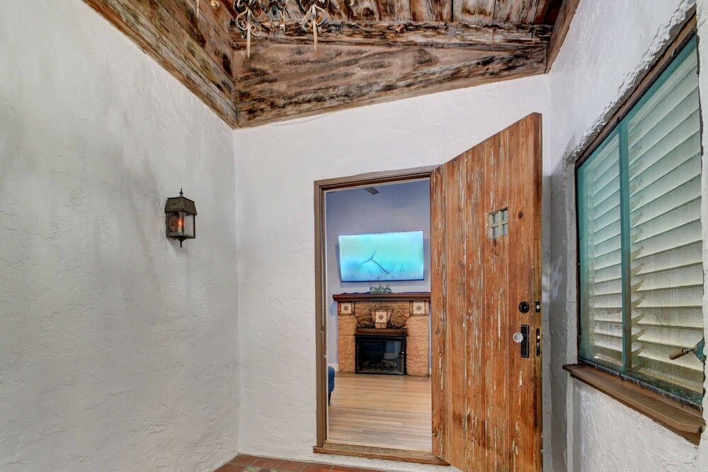 Фото Sunset Home West Palm Beach/close to Downtown Shops Pet Friendly