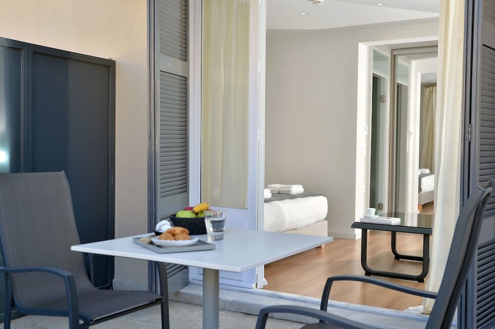 Фото 1900 Athenian House