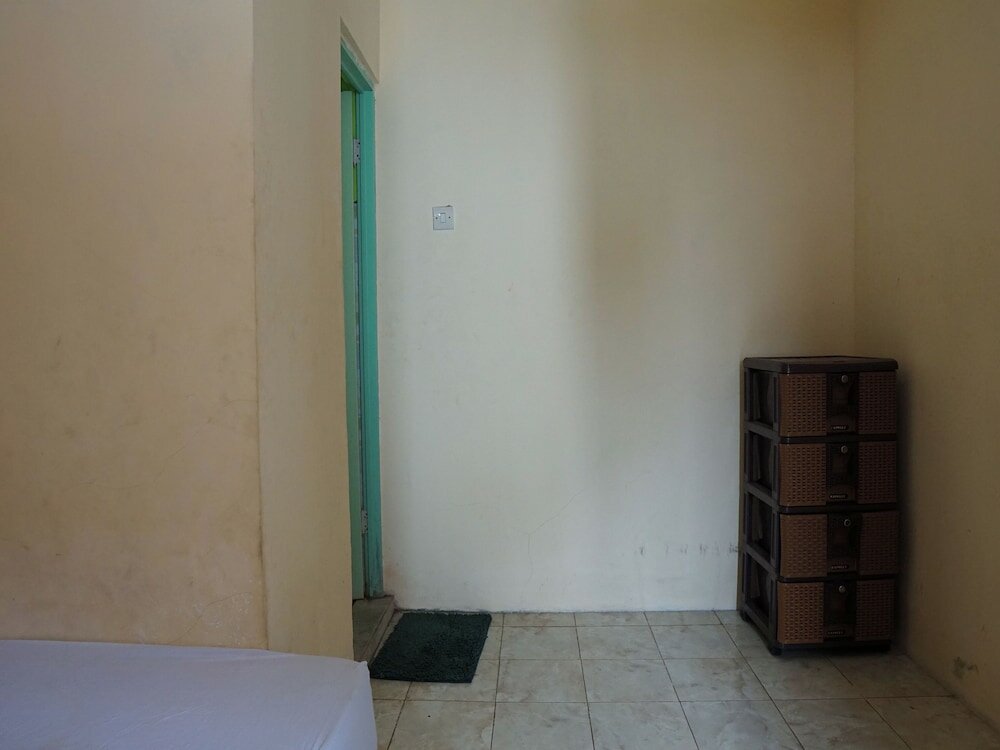 Фото Spot On 92666 Rumah Kos Arafah Syariah