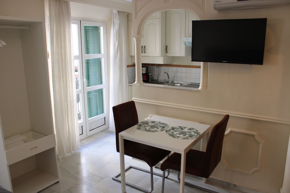 Фото Fan Rooms Carretería