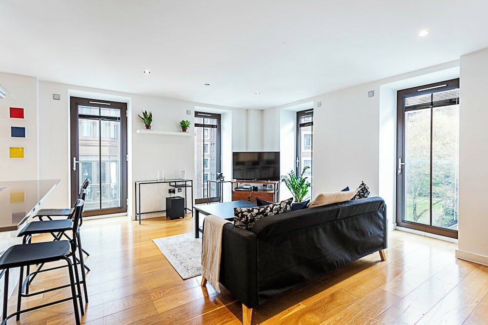 Фото Gorgeous Westminster Flat